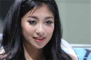 经济发展如何影响上海的底线原则？